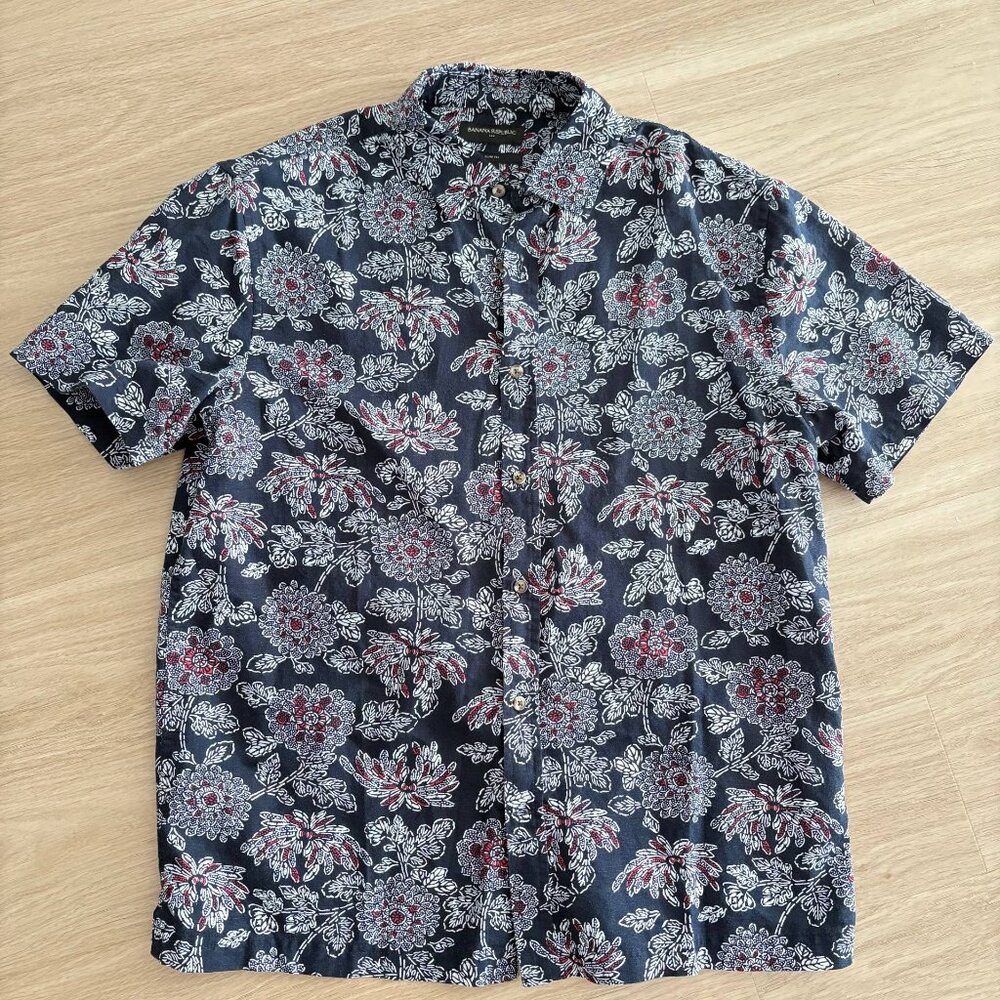 Banana Republic Men's Slim-Fit Floral Short Sleeve Button Down Shirt - L